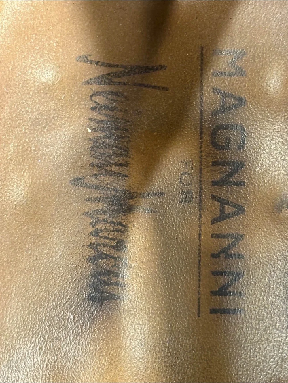 Magnanni elegant two
